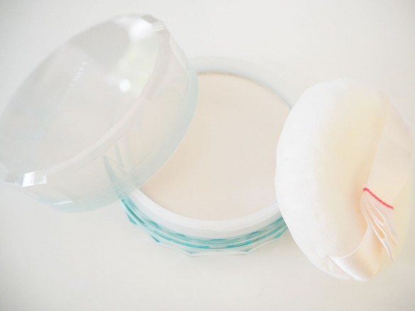 ベネフィーク「ホワイトニングパウダー」