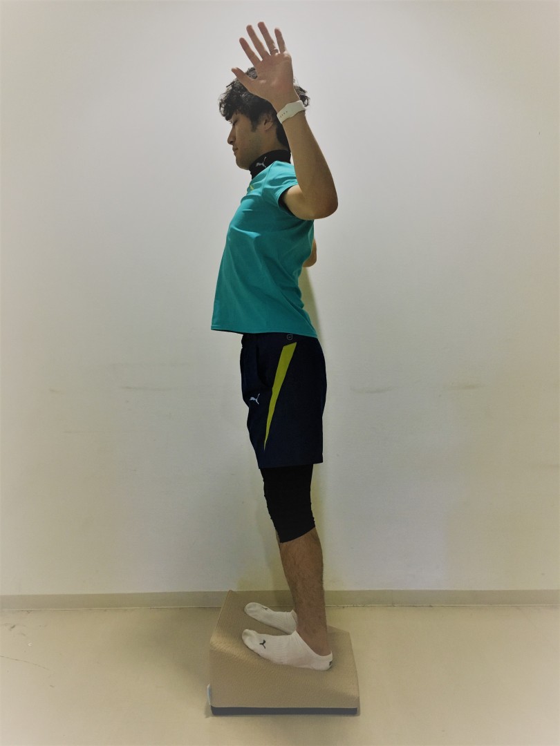 背中の贅肉を取るエクササイズ