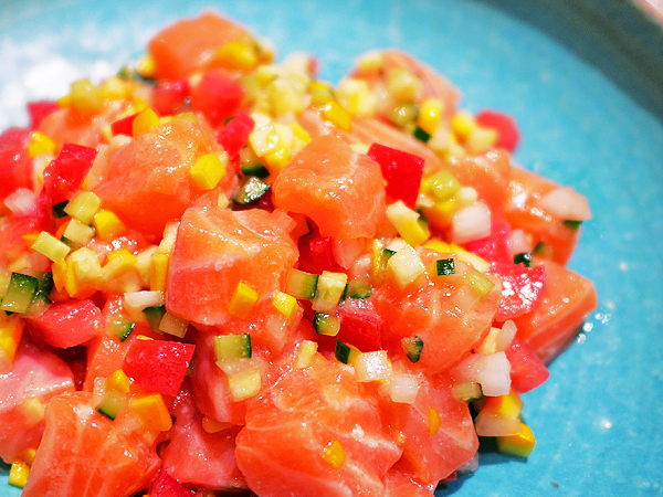 ハワイの美容サラダ「ロミロミサーモン」