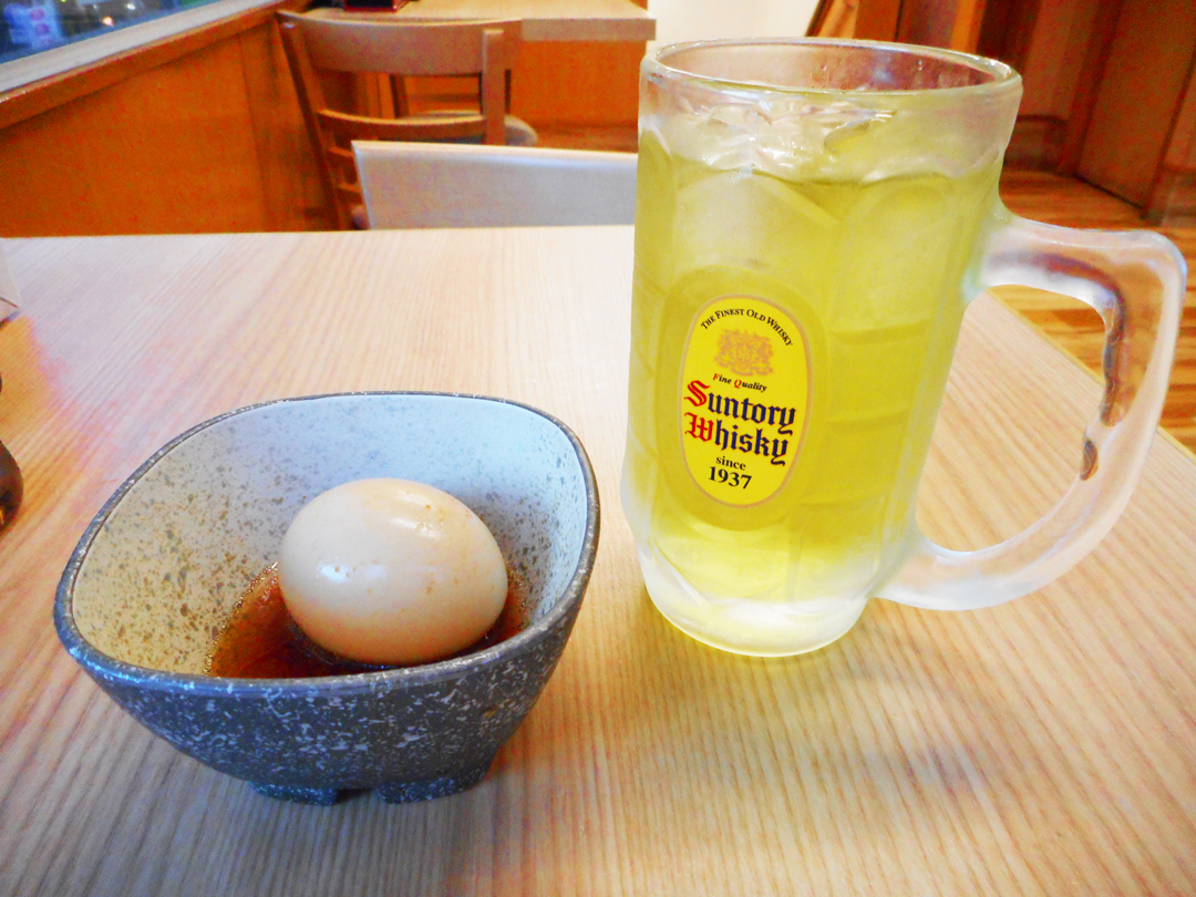 吉野家　吉呑み（よしのみ）煮玉子100円と緑茶割り300円