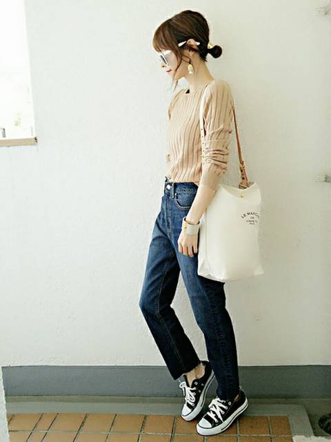 ピタッとニット