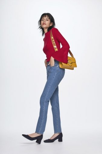 フレアスリーブタイトセーター フレアスリーブタイトセーター