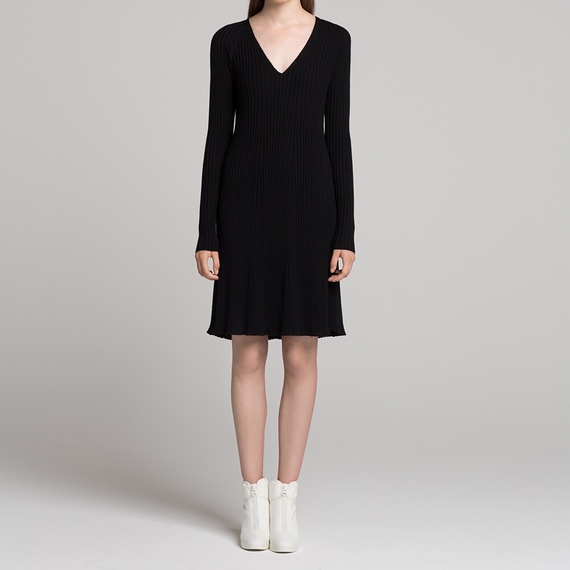 3DメリノリブＶネックワンピース_2