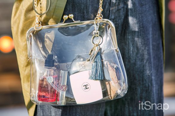 女優、S大学二年・岡村茉奈サン(154cm) 女優、S大学二年・岡村茉奈サン(154cm)