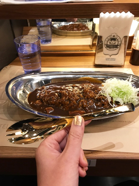 アパ社長カレーと金色のスプーン