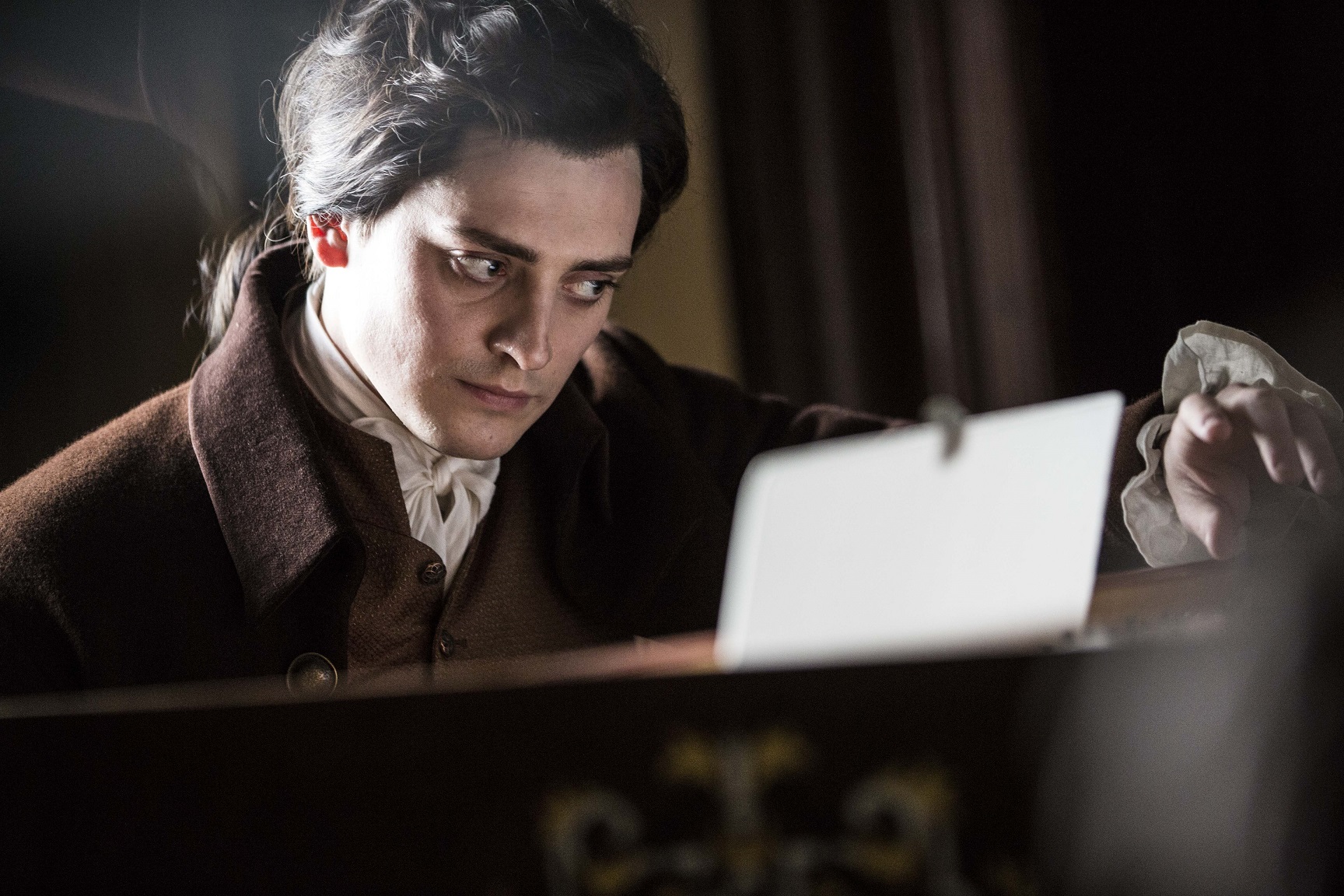 『プラハのモーツァルト 誘惑のマスカレード』より