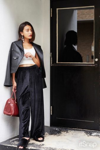 加藤澪サン・モデル、プロデューサー 25歳 (164cm)