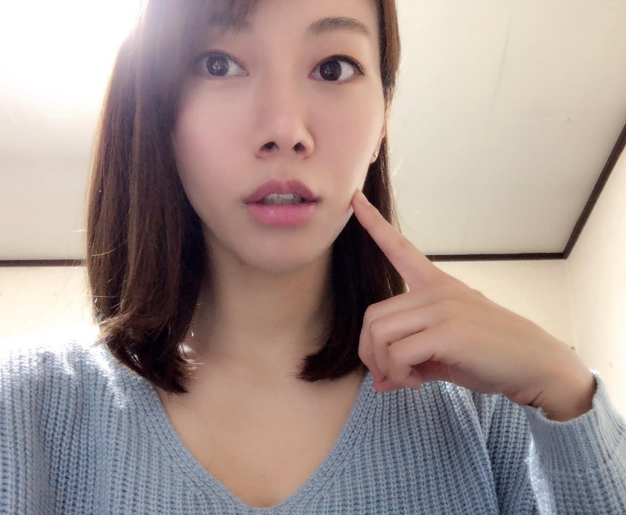 上の奥歯と下の奥歯の間にスペースを作る