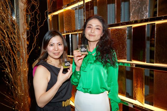 西小山でテキーラバーを経営するお二人 西小山でテキーラバーを経営するお二人