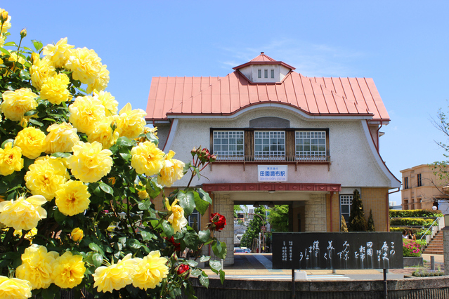 「関東の駅百選」にも選ばれている田園調布駅
