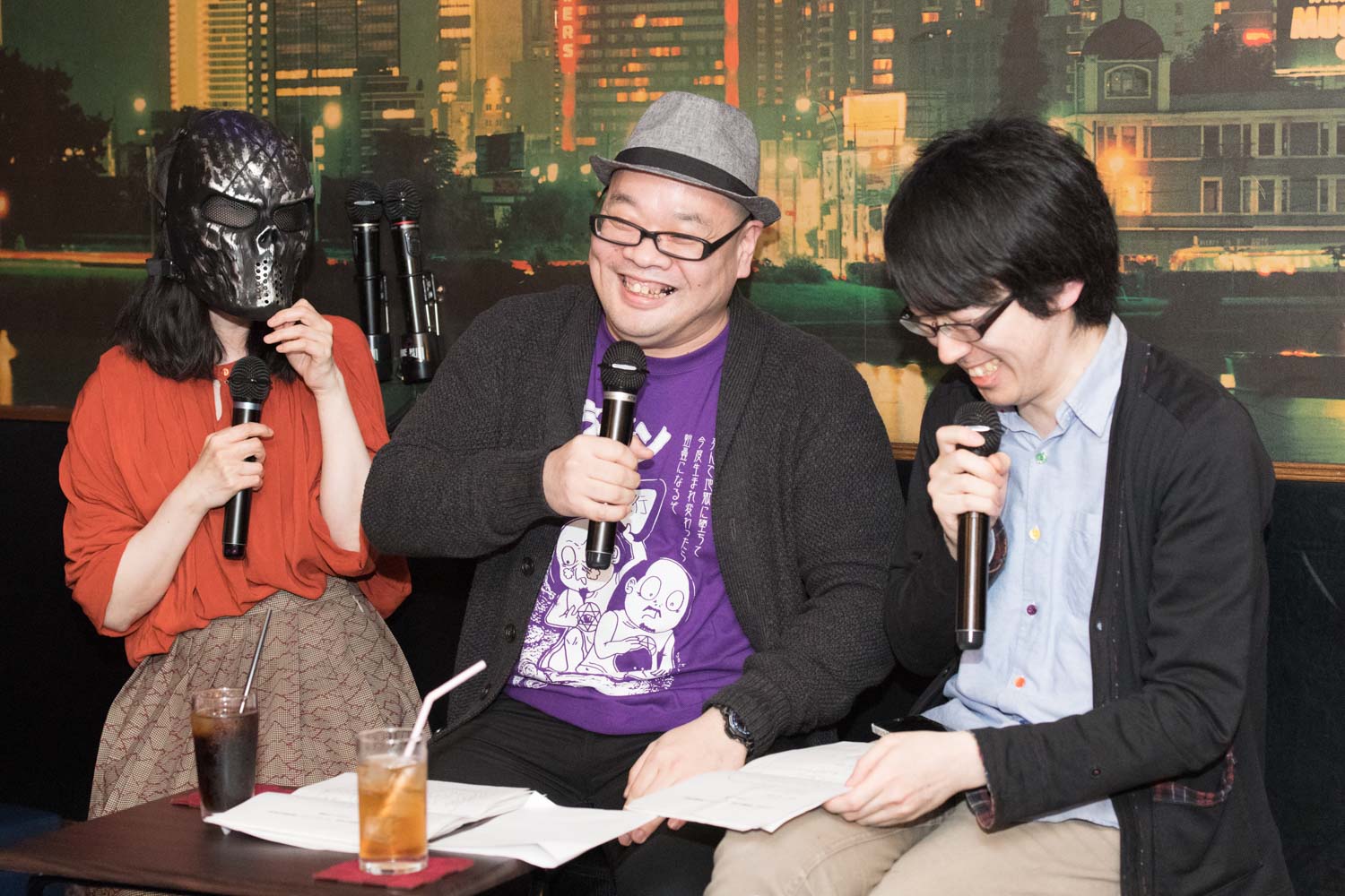 左から、こだまさん、爪切男さん、司会の福田フクスケさん