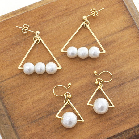 コットンパールのイヤーアクセサリー