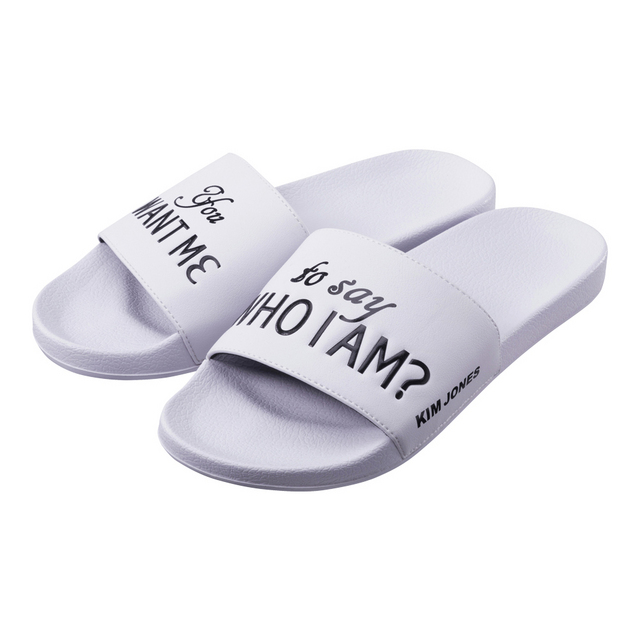 シャワーサンダル