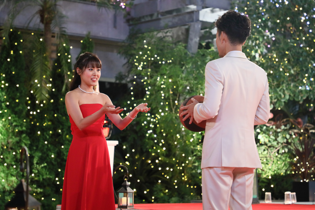 バチェラー小柳津さんと岡田さん