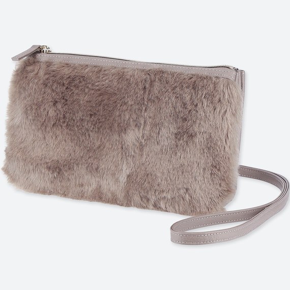 ファータッチショルダー