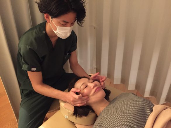 美容鍼（マッサージ）