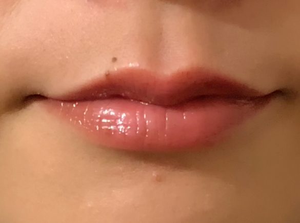 ニベア【リッチケア＆カラーリップ】を塗ったところ