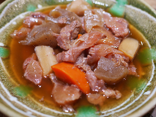 牛すじこんにゃく煮