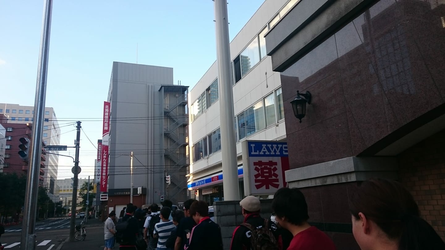 コンビニの行列