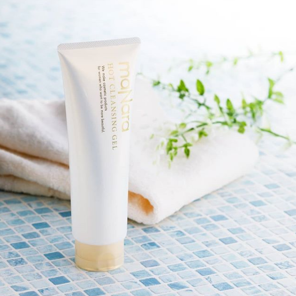 マナラホットクレンジングゲル