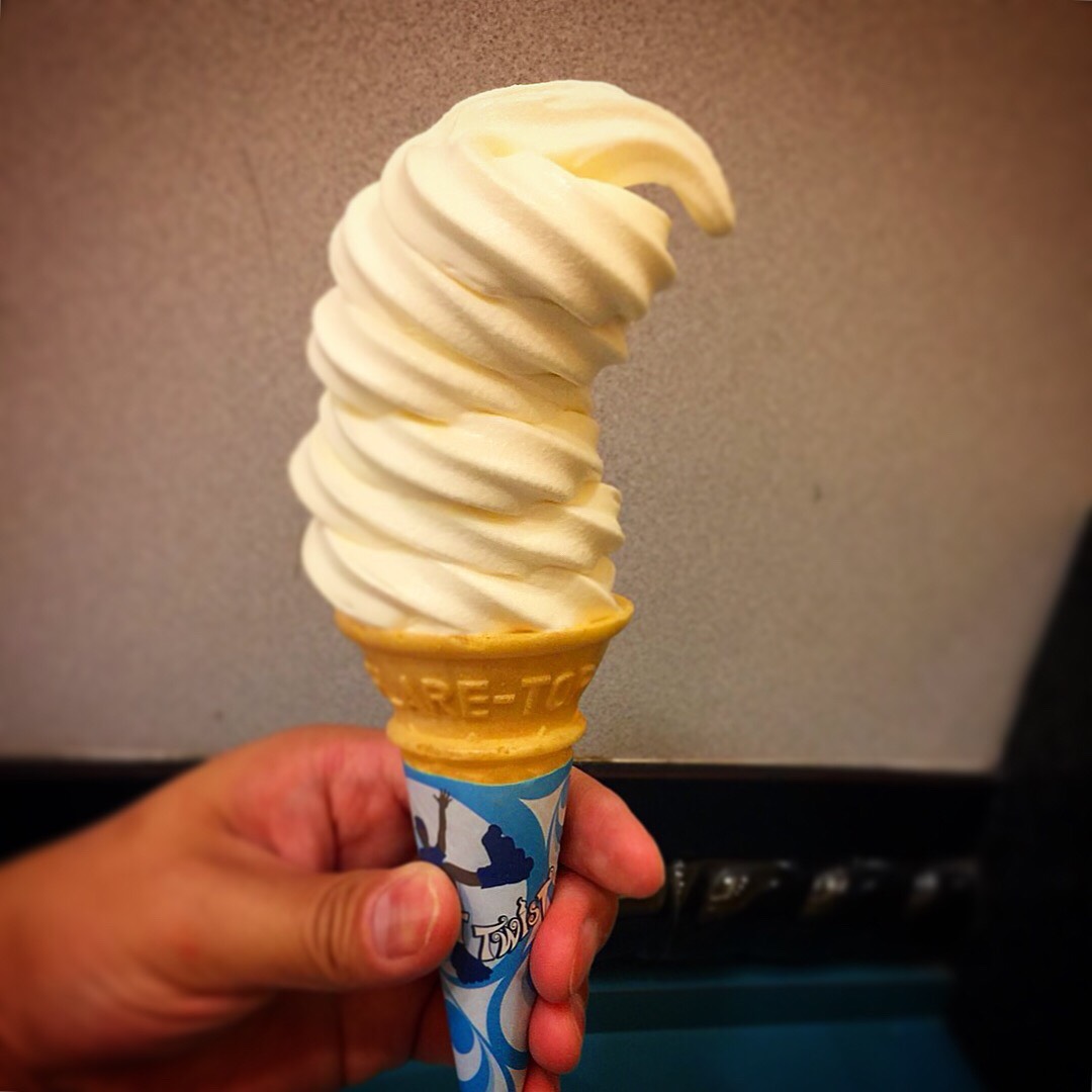 マクドナルド　ソフトツイストタワーサイズ