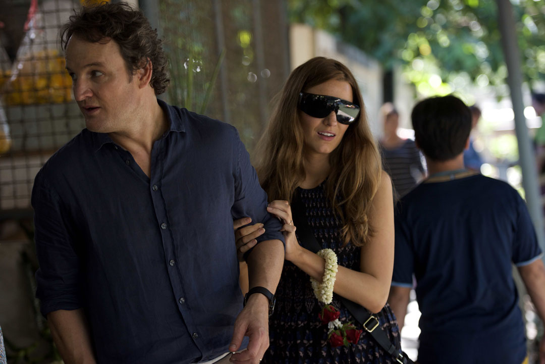 『かごの中の瞳』より