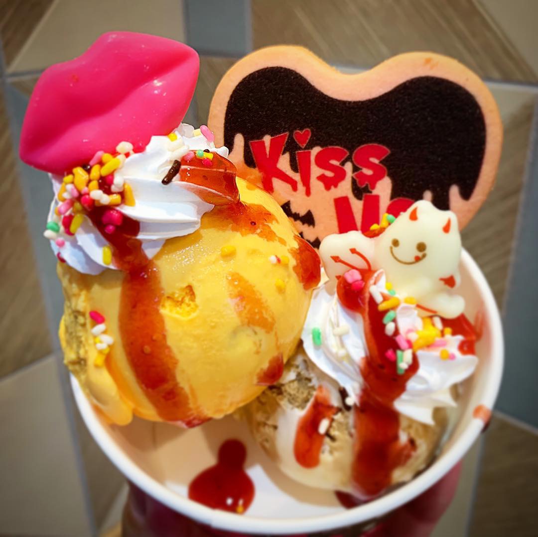 サーティワン アイスクリーム（小悪魔サンデー）