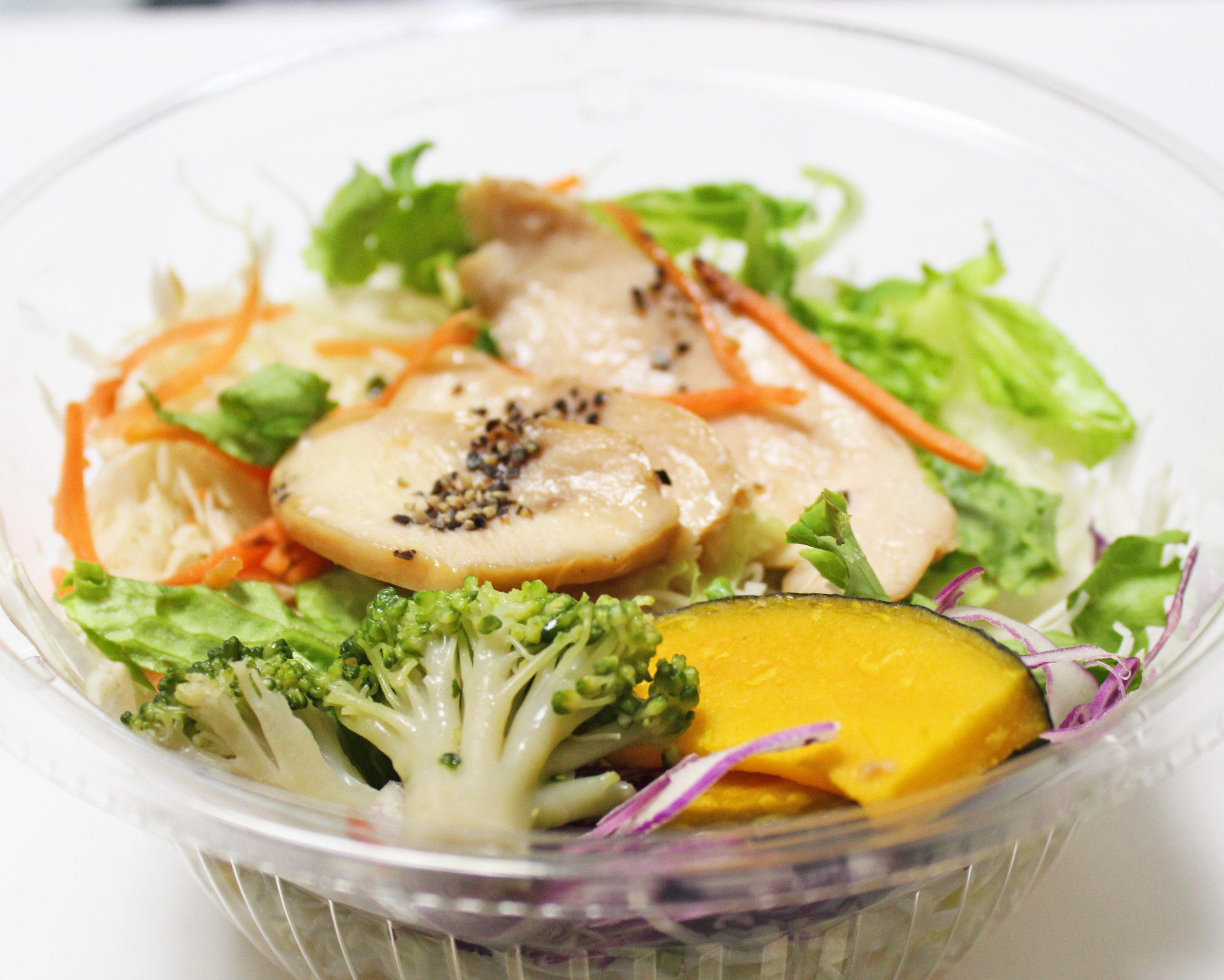 1食分の野菜が摂れる！ ブランパスタサラダ