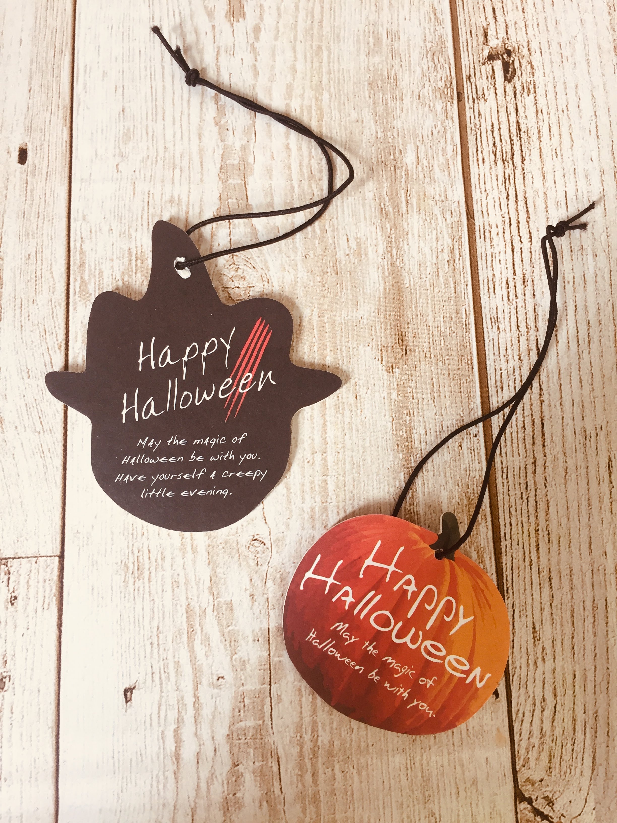 ダイソー／ハロウィンエアフレッシュナー（裏面） 各100円