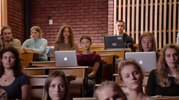 『テルマ』より