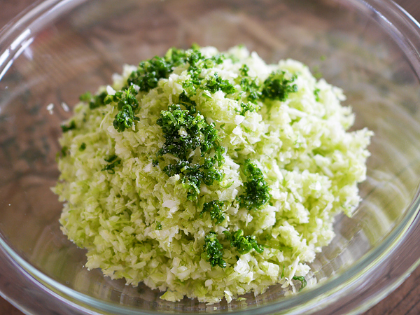 手作り餃子／作り方(1)