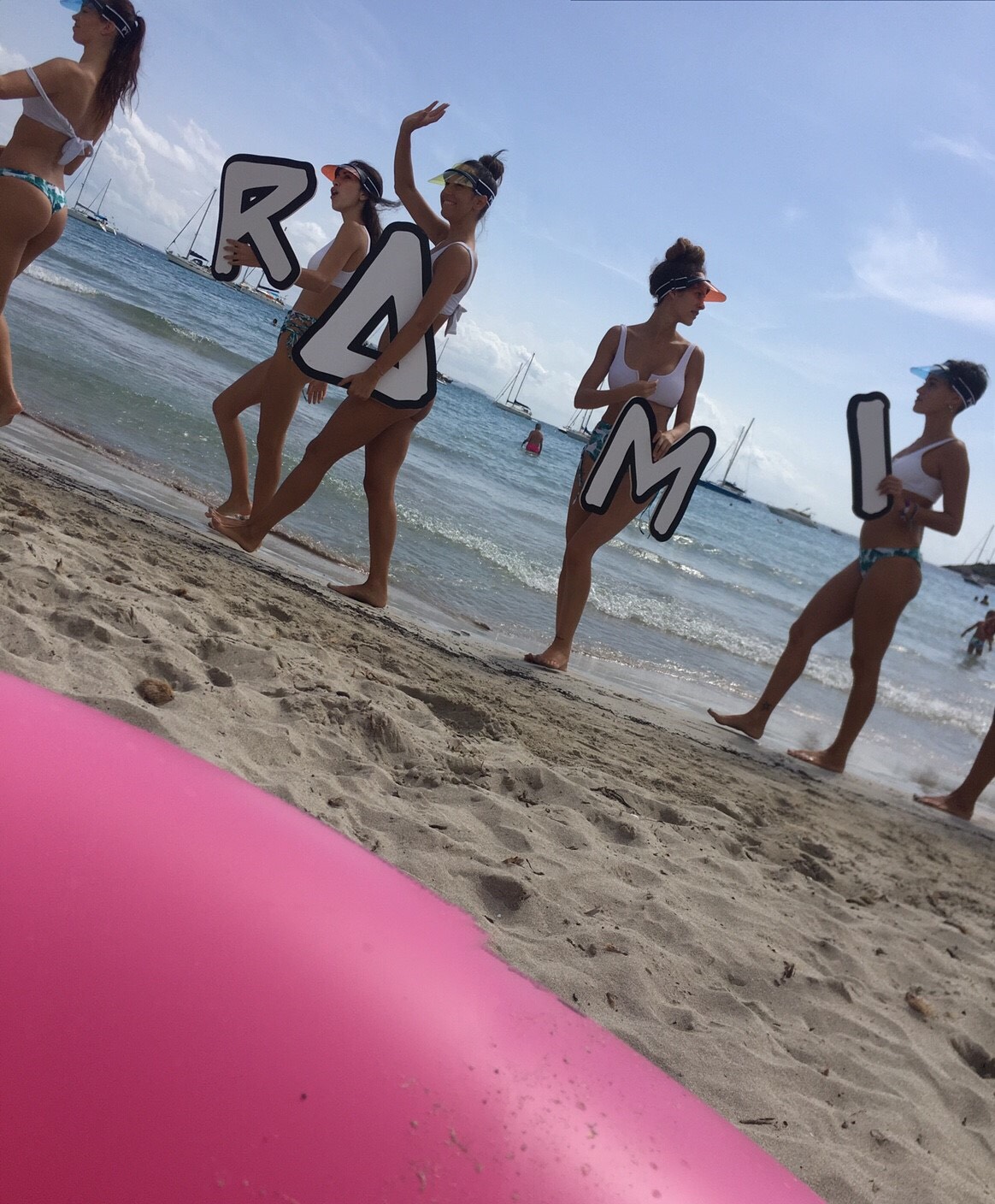 セス・サリナスビーチ