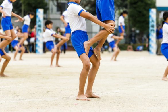 小学生　組体操　女子 