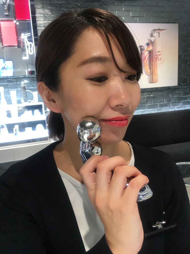 口角から耳の横