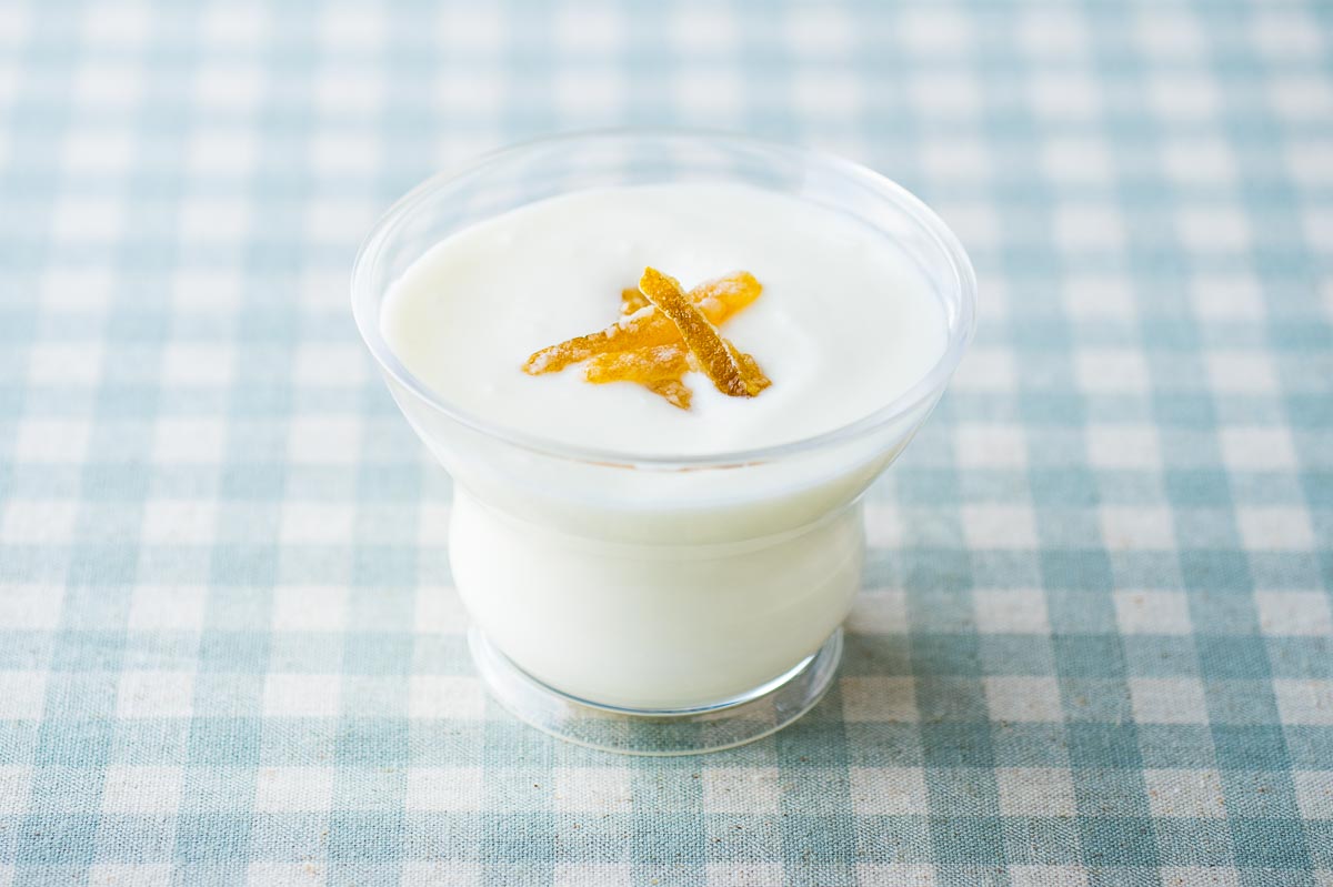 じゃばら果皮の乾物ヨーグルト