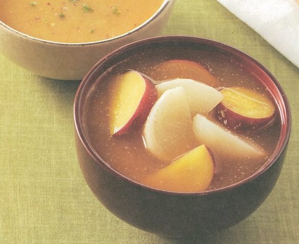 さつまいもとかぶの味噌汁