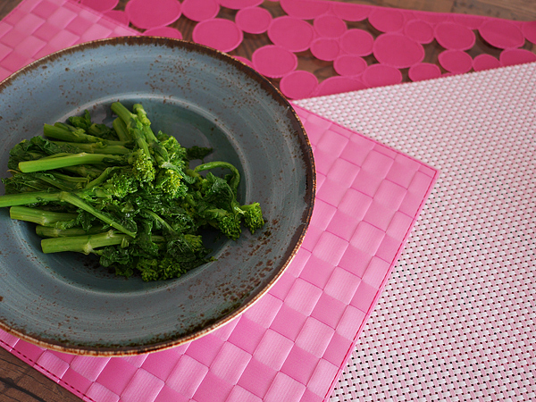 ピンクのテーブルマット