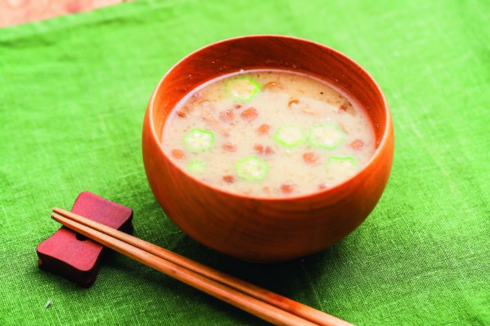 なめことオクラのとろっとおみそ汁の作り方