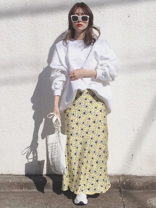 小花柄ワンピ×ダッドスニーカー