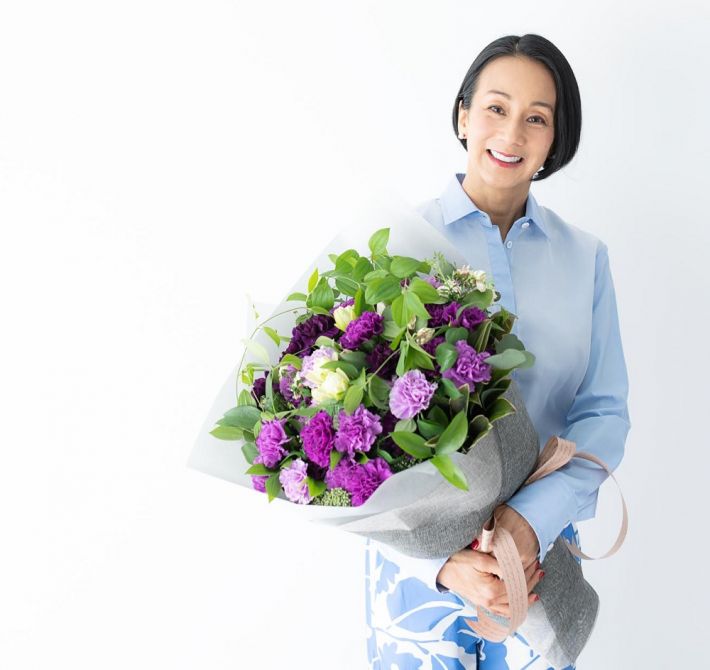 中村江里子　花束