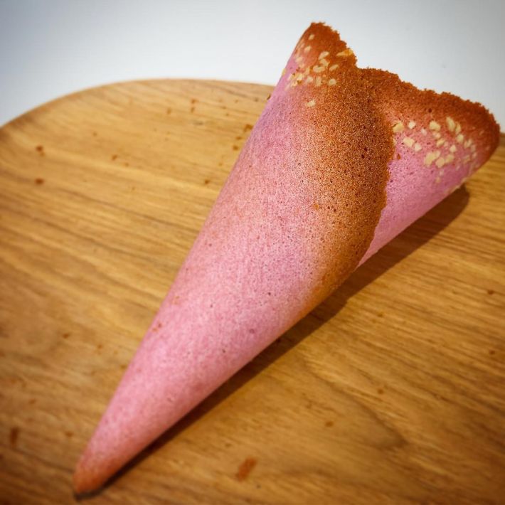 ベリーラングドシャコーン