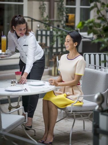 中村江里子カフェ