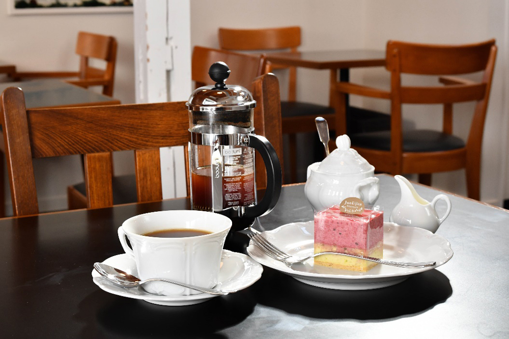 表参道 Single Origin Store（丸山珈琲）「パティスリー ジュン・ウジタ」ピスターシュグリオット（ケーキ）