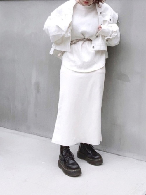 ホワイトジャケット