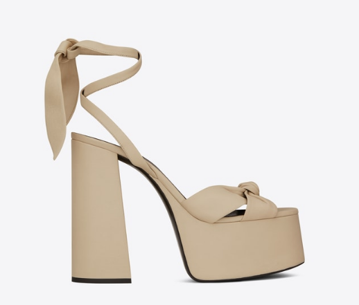 サンローラン　Paige Sandals In Smooth Leather $892（画像：オンラインストアより）
