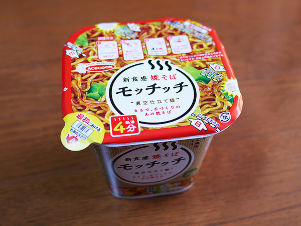 エースコック「モッチッチ」