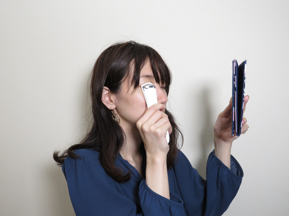 ニトリ・ホットアイラッシュカーラー（WH＆SI）