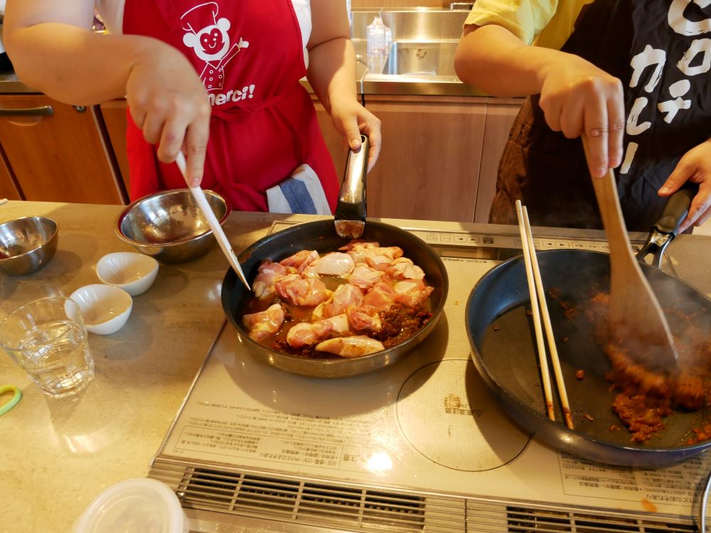 スパイスカレー体験会／鶏肉のカレー