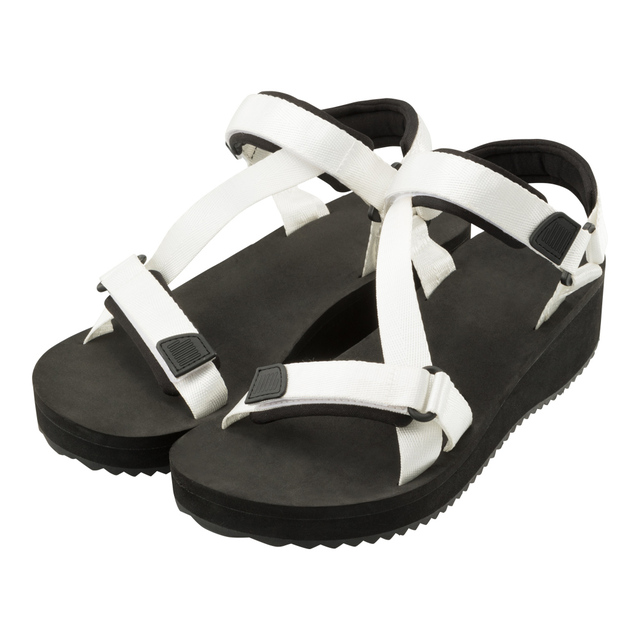 「スポーツサンダル」¥1,990