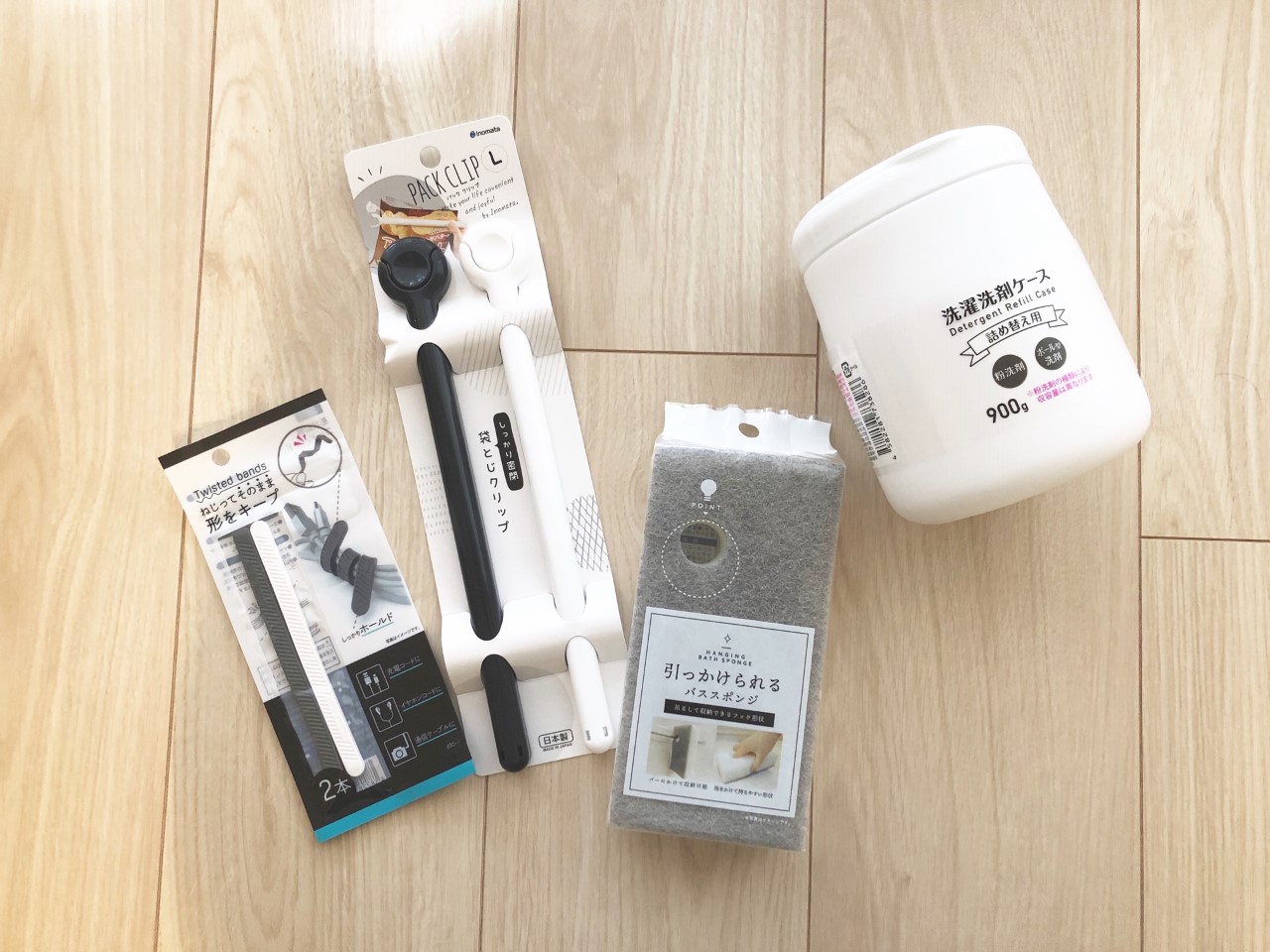 セリアモノトーングッズ